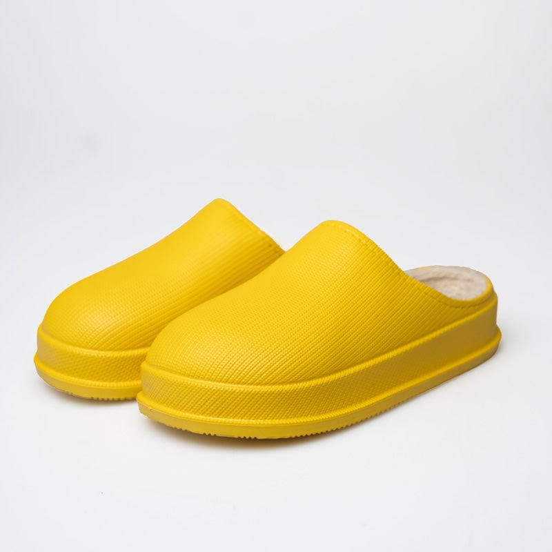 Luna Comfort Slides