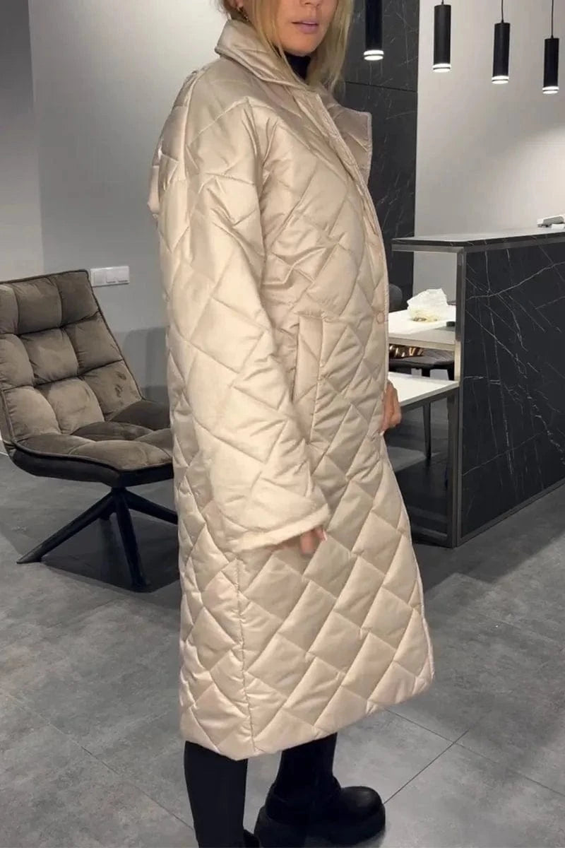 Elara Bold-Edge Coat