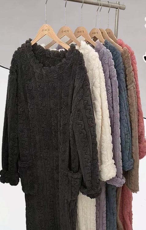 Siena Oversized Cable Robe