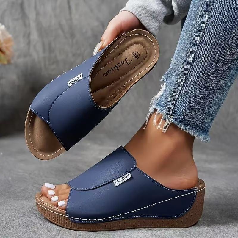 Tessa Stitch-Welt Slide