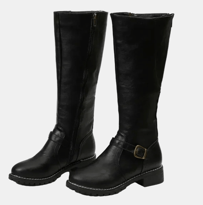 Chloe Sleek Zip-Up Boots